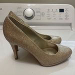 Kelly & Katie  Heels Photo 0