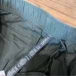 Vuori Womens Ripstop Pant Women's DuraTerra Pants Green Size Small Photo 3