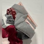 SO ® Burgundy & Gray Scrunchie Set Photo 4