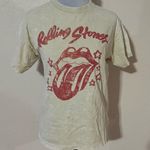 Daydreamer  Rolling Stones distressed yellow red graphic Short Sleeve Tee Shirt S Photo 0