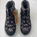 Keen Women's Uneek SNK 2 Waterproof Chukka Gray and Black Rain Snow Boots 7 Photo 1