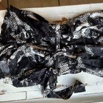 XOXO black and white lace print romper Photo 6