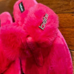 Bobeau bebe NWT FUCHSIA rhinestone logo memory foam fur fuzzy flip flops/slippers 8 Photo 6