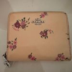 Coach Floral  Wallet Photo 0