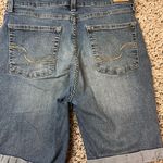 Levi's Women Levi’s mid rise Bermuda shorts Photo 3