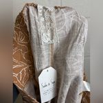 NWT Sadie & Sage Woman’s Tropical Abstract Rayon / Linen Blend Vacation Shorts Brown Size L Photo 4