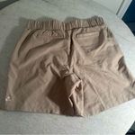 Tek Gear NWT Women's  Pleated 7-in. Golf Shorts Size M Tan Cream Photo 2