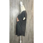 NWT Philadelphia Flyers Women's V Photo 3