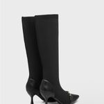 Elegant Black Lace Photo 2