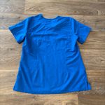 FIGS  Catarina One-Pocket Scrub Top Women’s Small Winning Blue Medical Scrubs Photo 2