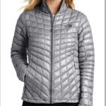 The North Face ThermoBall Eco
NFOA4QS3A91 Womens Gray Insulated
Jacket XL DTF553 Photo 0
