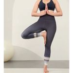 Athleta  XS Elation Ultra High Rise 7/8 Legging Navy Abstract X-SMALL Photo 3