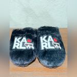 Karl Lagerfeld  Paris womens size 6  LUCILE BLACK FAUX FUR slippers New size 6 Photo 2