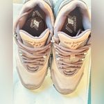 New Balance  963 Women’s Hiking Shoes Photo 2