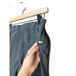 Vuori  Women’s Miles Ankle Pant Size Medium #VW404 Gray Photo 6