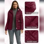 Wantdo Women's Hooded Packable Ultra Light Weight Short Down Jacket Wine Red XS Photo 5