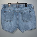 Old Navy  size 16 women’s high rise slouchy straight distressed denim shorts NWT Photo 9