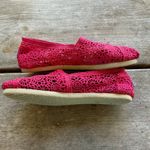 Toms Womens Shoes Size 5 Pink Lace Espadrilles for Summer Slip Ons Photo 3