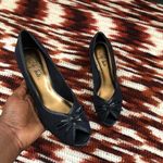 Life in Progress 90s Dark Navy Blue open peep toe pumps kitten heels bow detail office siren core #coquette #academia #preppy Size 6M  Photo 2
