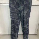 Splendid Camo lounge pants size small Photo 0