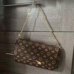 NEW Chic Brown Vegan Leather Gold Chained Fashion Bag Photo 0