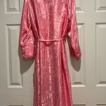 Bill Blass  Jacquard Embroidered Insignia Vintage Pink Robe Photo 1