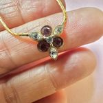 Avon vintage dainty rhinestone pendant necklace Gold Photo 3