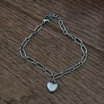 Brandy Melville NWOT CHAIN HEART BRACELET - silver Photo 1