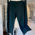 New Balance Black Workout Pants Capri Adjustable Waist Womens S Hiking Athletic Photo 4