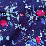 St John's Bay Floral Capri Pants Size 8 Navy Blue Red Blue Flowers‎ Photo 1