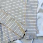 Amazon  sweater Photo 2