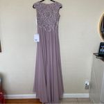 Mac Duggal NWT  20264 Applique Cap Sleeve Bodice Flowy Vintage Lilac Dress size 4 Photo 3