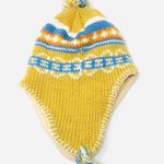 Pompom knit hat Photo 1