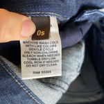 EXPRESS Women’s size 0s low rise straight leg dark wash short petite jeans Photo 6