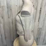 White tank top Photo 2