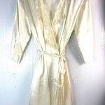 Jones New York  XS/S Satin n Lace Ivory Belted Luxury Robe Photo 0