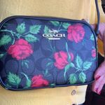 Coach Authentic Limited edition Snowwhite Leather/floral coated zip top Crosby Photo 7