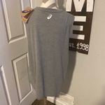 ASICS  women’s new! Gray your adventure muscle tee size 2X Photo 6