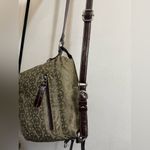 Gianni Bini Gianni Bernini‎ Stylish Tan Crossbody Bag Photo 5