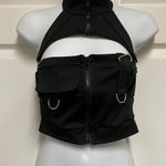 SheIn ICON Black Open Back Peekaboo Front Ring And Flap Detail Halter Top Photo 4