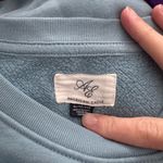 American Eagle  sweatshirt Photo 2
