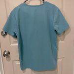 FIGS  scrub top ER Green SZ S EUC Photo 4