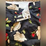 Lulus medium silk Floral Wide Photo 1