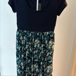 Torrid NWT  Dress Plus Size 0 Flowy Comfortable Lightweight Floral Sleeveless Photo 0