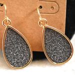 Source Unknown Charming Shades Of Blue Crushed Crystals Gold Tone Fish Hook New Earrings Photo 0