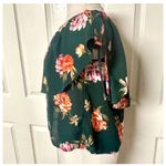 One Clothing los angeles green floral top Photo 3