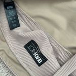 Beach Riot Set Photo 4