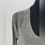 Eyeshadow woman's shirt with beaded design size 1X gray color Photo 3