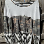 Lovely Melody Color Block Camo Stripe Pocket Long Sleeve Top Size M Photo 0