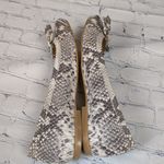 Stuart Weitzman  snakeskin tassle ballet flat shoes size 7.5 Photo 4